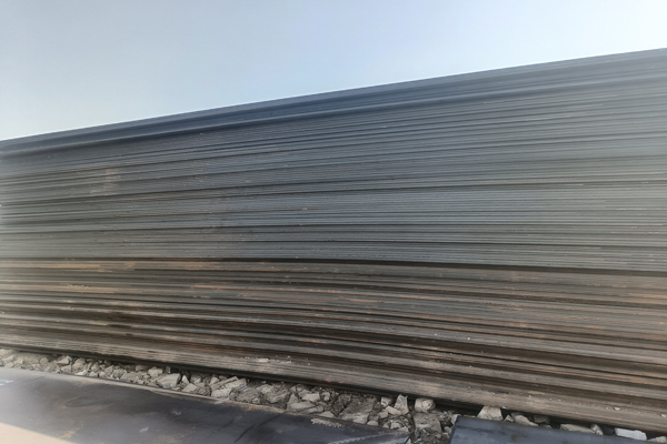 沈阳铺路钢板租赁的多重价值，，，，，，，助力都会基础设施建设